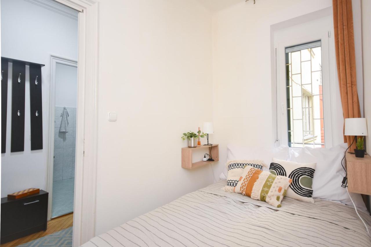 Castle Nest Apartment Budapest Luaran gambar