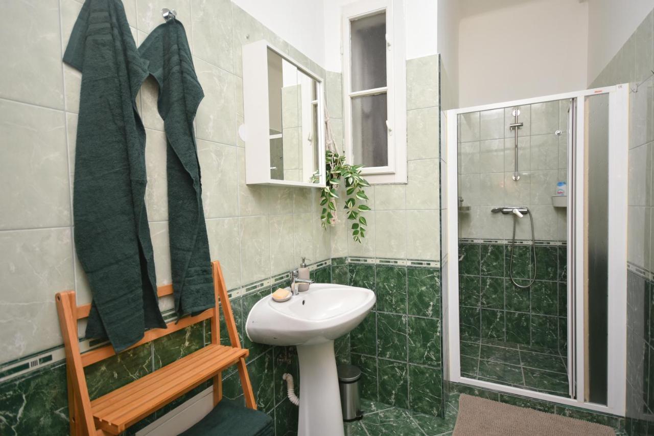 Castle Nest Apartment Budapest Luaran gambar
